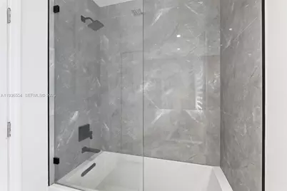 3135 NE 211 St, Aventura, FL 33180 - Photo 30