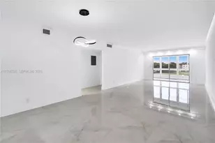 3204 Portofino Point, Coconut Creek, FL 33066 - Photo 8