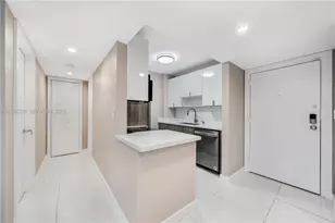 8095 NW 8th St, Miami, FL 33126 - Photo 6