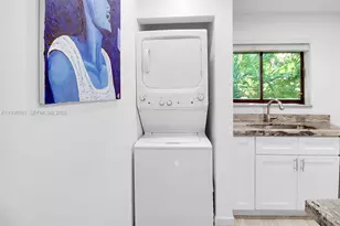 1000 NW N River Dr, Miami, FL 33136 - Photo 18