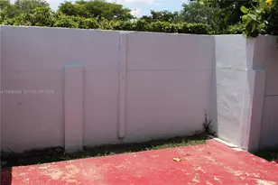 2102 SW 106th Ct, Miami, FL 33165 - Photo 32