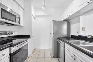 17150 N Bay Rd, Sunny Isles Beach, FL 33160 - Photo 10