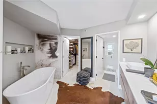 3530 Mystic Pointe Dr, Aventura, FL 33180 - Photo 16