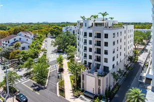 701 Valencia Ave, Coral Gables, FL 33134 - Photo 1