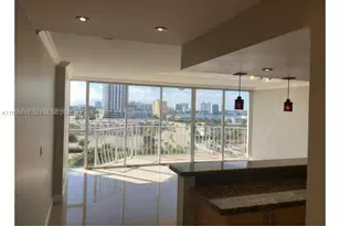 7601 E Treasure Dr, North Bay Village, FL 33141 - Photo 1