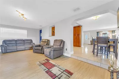 3738 NW 207th Dr, Miami Gardens, FL 33055 - Photo 10