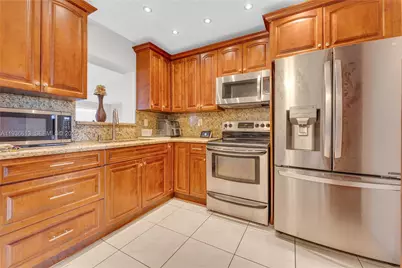 3738 NW 207th Dr, Miami Gardens, FL 33055 - Photo 4