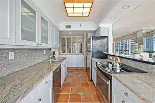 19101 NE 36th Ct, Aventura, FL 33180 - Photo 8