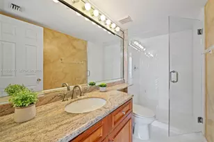 19101 NE 36th Ct, Aventura, FL 33180 - Photo 26