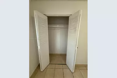 1305 W 53rd St #406, Hialeah, FL 33012 - Photo 22