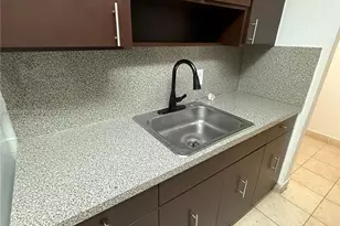 1305 W 53rd St, Hialeah, FL 33012 - Photo 6