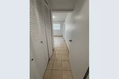 1305 W 53rd St #406, Hialeah, FL 33012 - Photo 28