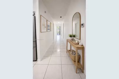 8851 NW 119th St #4303, Hialeah Gardens, FL 33018 - Photo 2