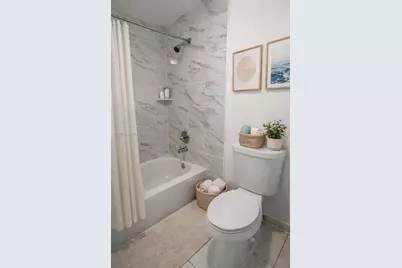 8851 NW 119th St #4303, Hialeah Gardens, FL 33018 - Photo 4