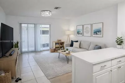 8851 NW 119th St #4303, Hialeah Gardens, FL 33018 - Photo 1