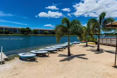 850 SW 133rd Ter #202B, Pembroke Pines, FL 33027 - Photo 24