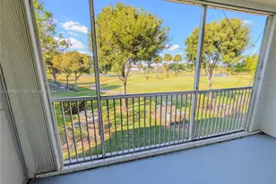 850 SW 133rd Terrace, Pembroke Pines, FL 33027 - Photo 8