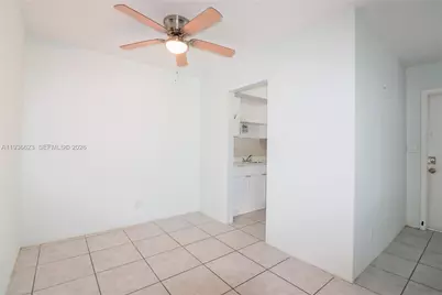 712 NE 8th St #102, Hallandale Beach, FL 33009 - Photo 4