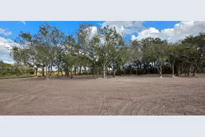 19946 NW 254 St, Okeechobee, FL 34972 - Photo 1