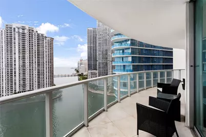 300 S Biscayne Blvd #T-1608, Miami, FL 33131 - Photo 1
