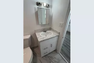 1999 NW 2nd St #2, Miami, FL 33125 - Photo 20