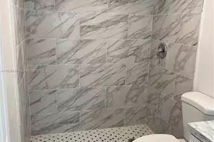 1999 NW 2nd St, Miami, FL 33125 - Photo 18