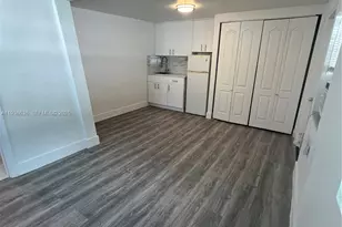 1999 NW 2nd St, Miami, FL 33125 - Photo 10