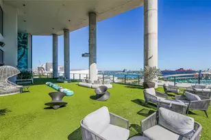 398 NE 5th St, Miami, FL 33132 - Photo 60