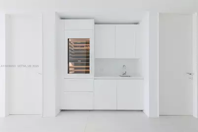 1000 Biscayne Blvd #3802, Miami, FL 33132 - Photo 12