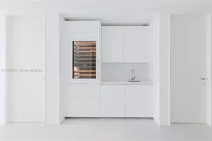 1000 Biscayne Blvd, Miami, FL 33132 - Photo 12