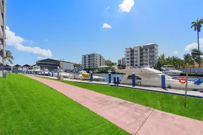 1800 NW 24th Ave #912, Miami, FL 33125 - Photo 22