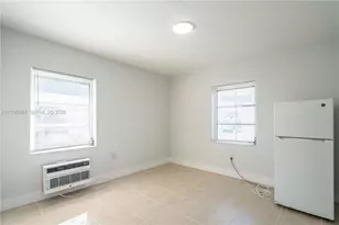 437 NE 82nd St, Miami, FL 33138 - Photo 2