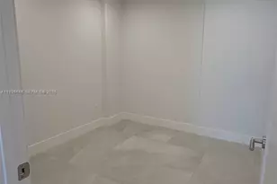 19390 Collins Ave, Sunny Isles Beach, FL 33160 - Photo 26