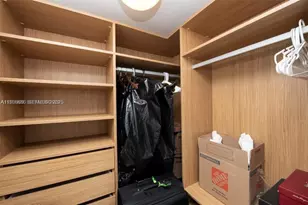 1331 Brickell Bay Dr, Miami, FL 33131 - Photo 28