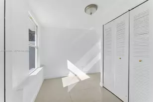 300 SW 11th Ct, Fort Lauderdale, FL 33315 - Photo 18