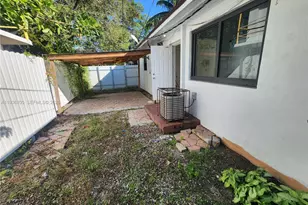 7625 NW 4th Ct, Miami, FL 33150 - Photo 12