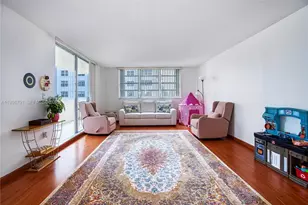 1833 S Ocean Dr, Hallandale Beach, FL 33009 - Photo 1