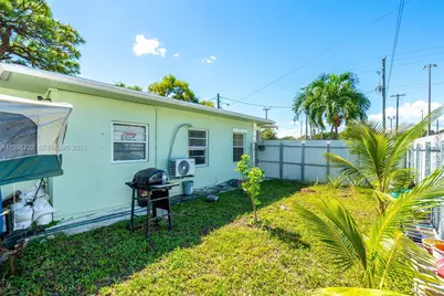 844 NW 15th Ave, Fort Lauderdale, FL 33311 - Photo 10