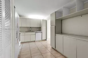 8877 Collins Ave, Surfside, FL 33154 - Photo 8