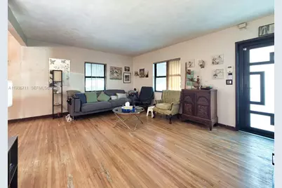 3630 NW 4th Ter, Miami, FL 33125 - Photo 4