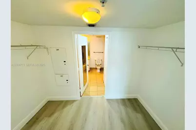 1750 N Bayshore Dr #1606, Miami, FL 33132 - Photo 8