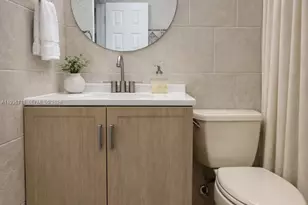 17831 NW 84th Ct, Miami, FL 33015 - Photo 24