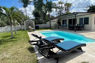 17831 NW 84th Ct, Miami, FL 33015 - Photo 8