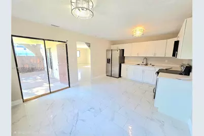 121 San Remo Blvd #121, North Lauderdale, FL 33068 - Photo 6