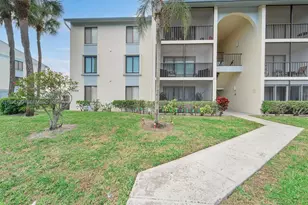 1109 Green Pine Blvd, West Palm Beach, FL 33409 - Photo 24