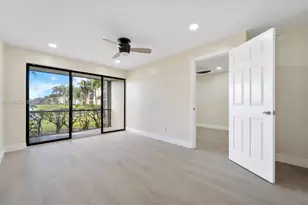 1109 Green Pine Blvd, West Palm Beach, FL 33409 - Photo 4