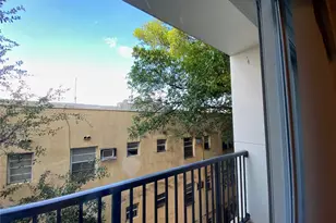 435 SW 12th Ave, Miami, FL 33130 - Photo 10