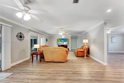 2540 NW 115th Dr, Coral Springs, FL 33065 - Photo 8