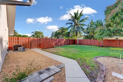 2540 NW 115th Dr, Coral Springs, FL 33065 - Photo 40