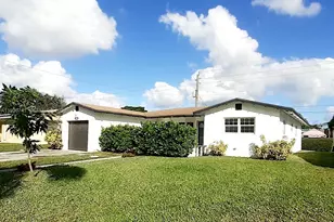 2109 N Park Rd, Hollywood, FL 33021 - Photo 16